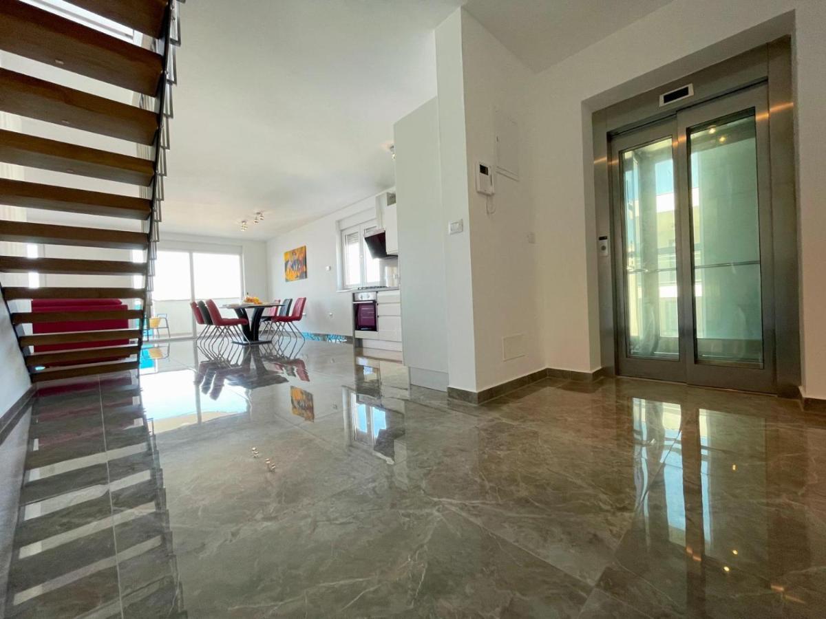 Seascape Deluxe Residence Пєщана-Увала Екстер'єр фото