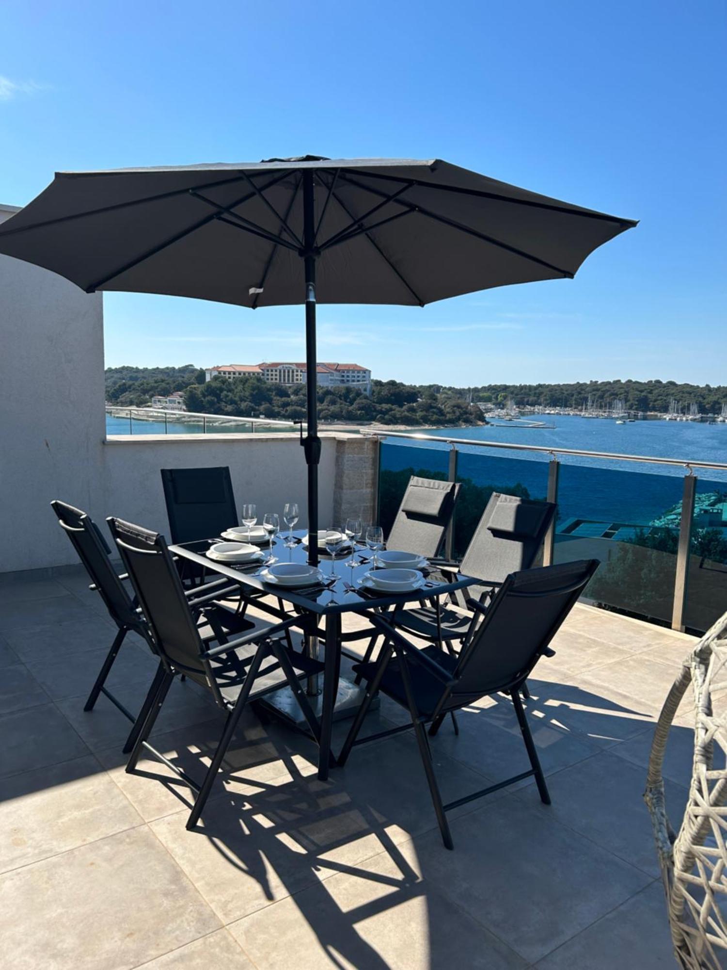 Seascape Deluxe Residence Пєщана-Увала Екстер'єр фото